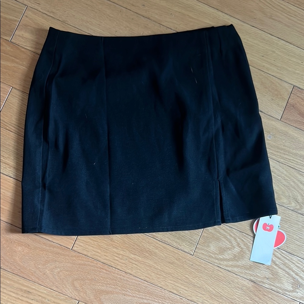 Cider Black Mini Skirt